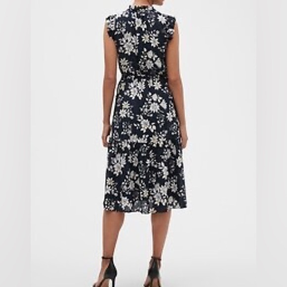 Banana Republic Factory Ruffle Neck Midi Dress Navy/white Floral Sz 6 - Picture 1 of 9